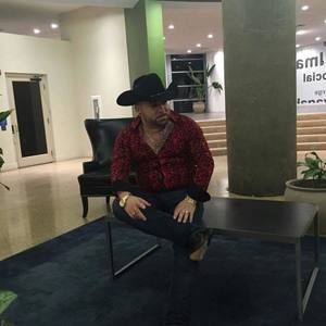 Meet your Posher, Comander